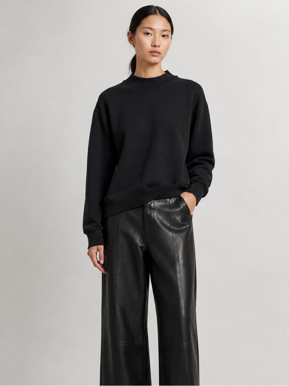 Derek Lam 10 Crosby Black Classic Crew Pullover Long Sleeve Sweatshirt